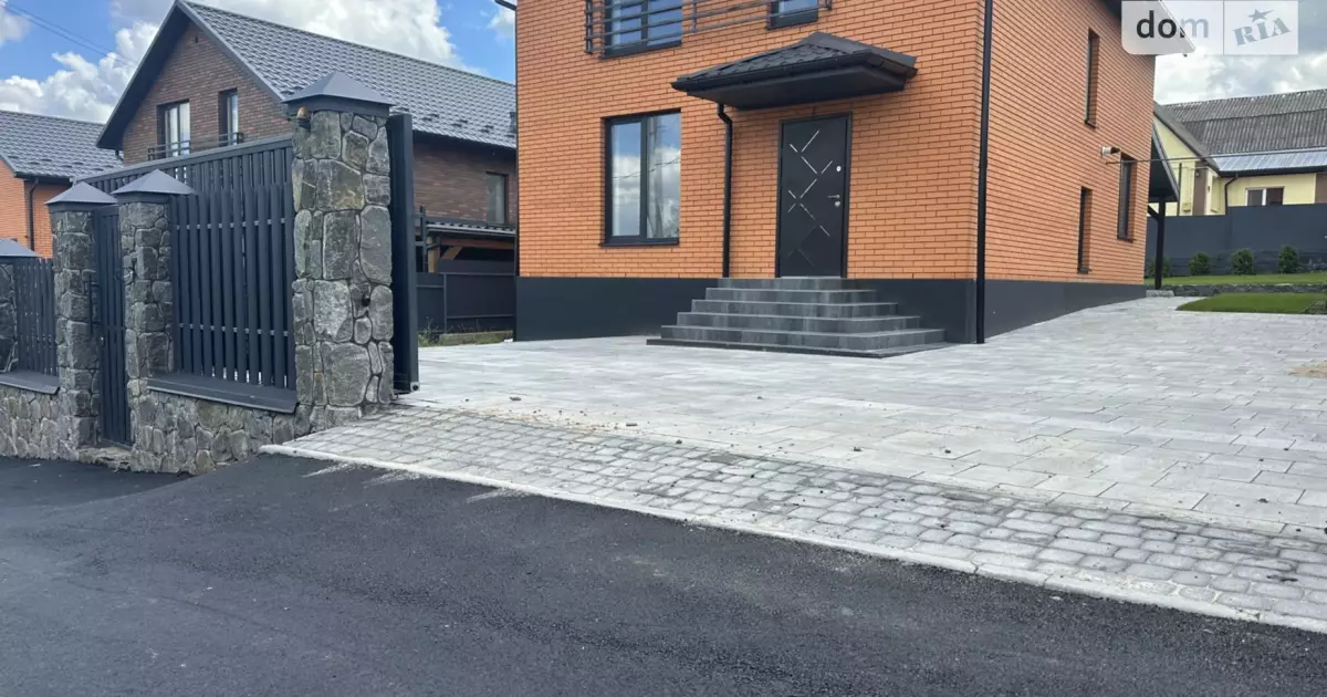 Ціни на оренду будинків у селах України сягнули 100 тисяч