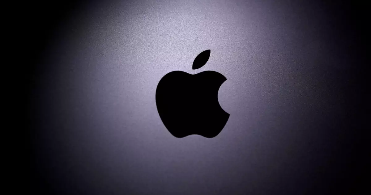 Нелегальний імпорт техніки Apple обходиться Україні в мільярди