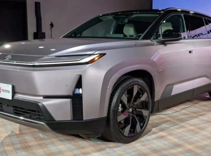 Довгоочікуваний кросовер Toyota Highlander 2027 показали наживо. Фото
