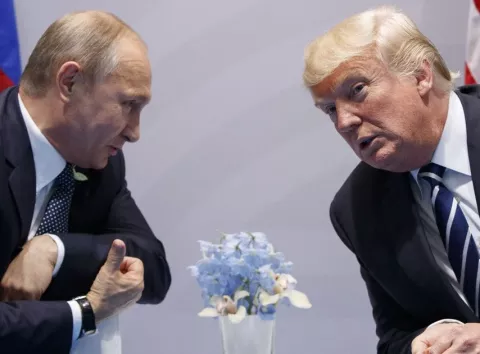 Bloomberg: кремль готує зухвалий план зняття санкцій і повернення до долара