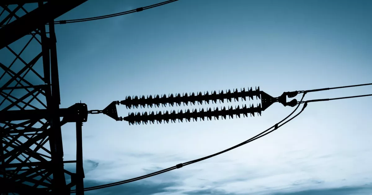 «Напряжение»: як правильно перекласти українською