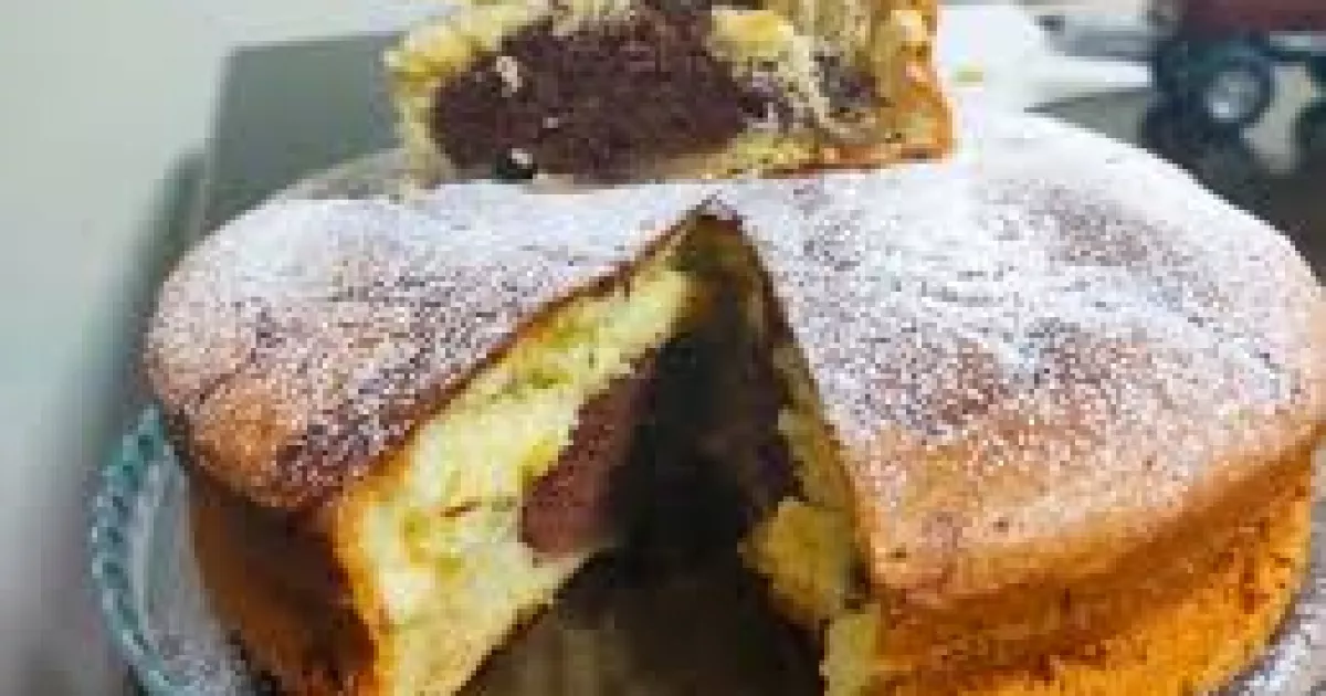 Пухкий кекс до чаю, який вийде у всіх: секрети приготування ідеального тіста