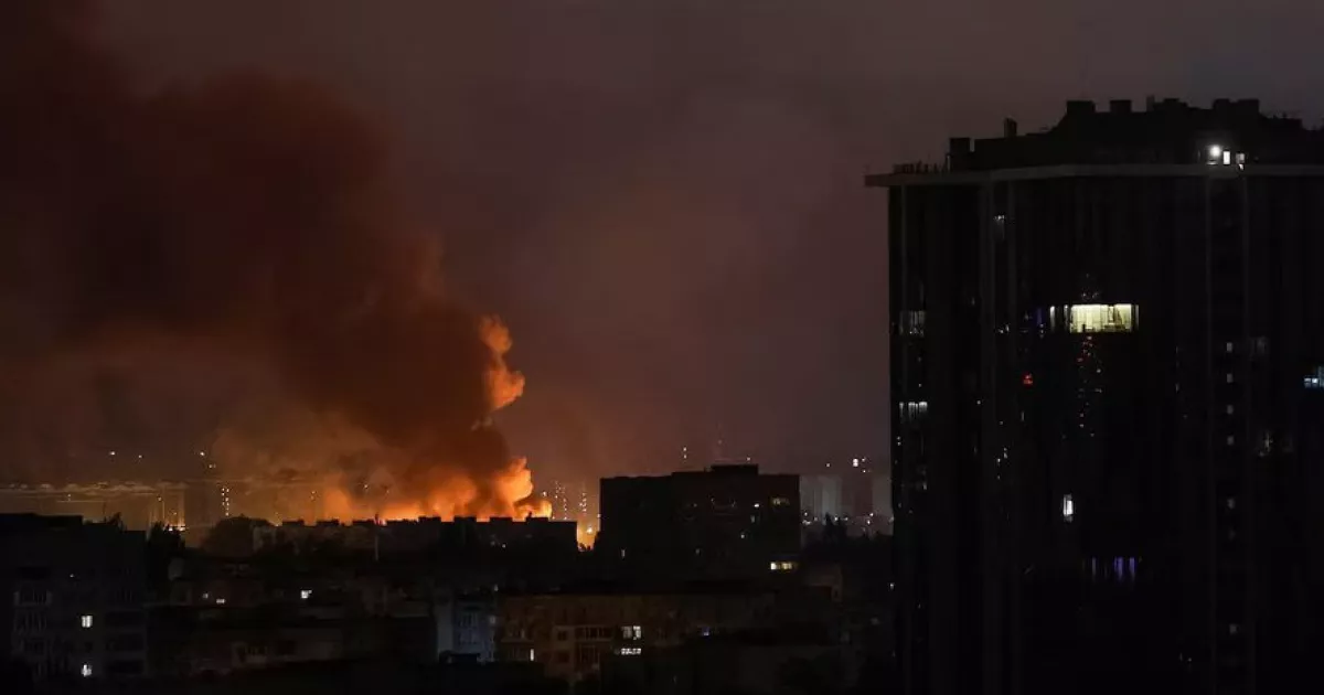 росія атакувала Київ дронами й ракетами — є пошкодження й постраждалі: перші подробиці