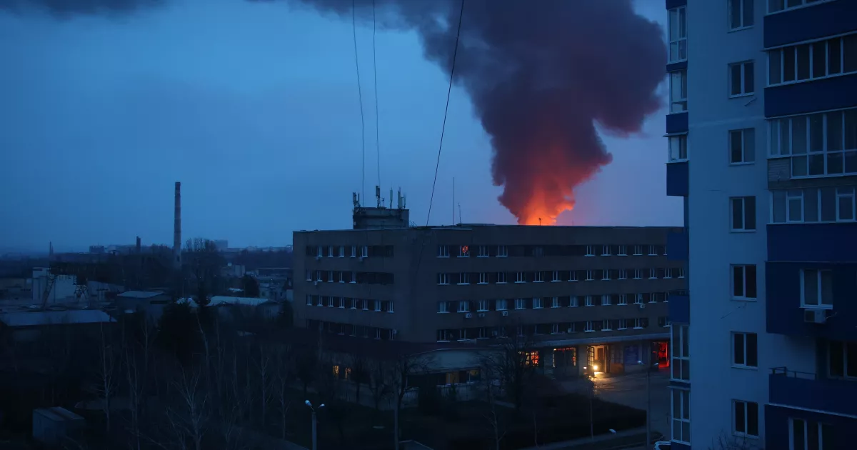 «Хрін ви нас залякаєте, Бог на нашій стороні» — мешканка Дніпра, що дивом вижила під час атаки РФ, звернулася до росіян (відео)