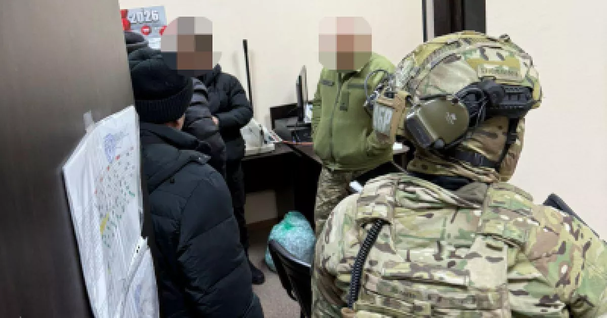 За гроші допомагали тікати зі служби: викрили схему масового дезертирства в Україні — фото й відео