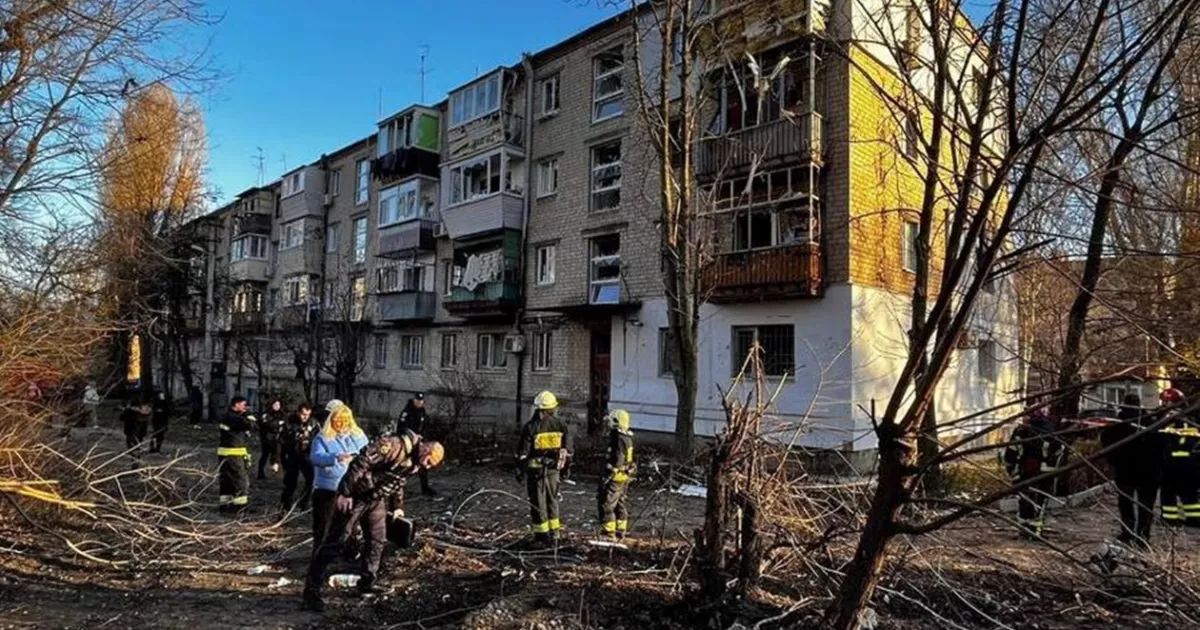 Удар по чотирьох районах Дніпропетровщини: пошкоджені будинки, поранений 15‑річний хлопець.