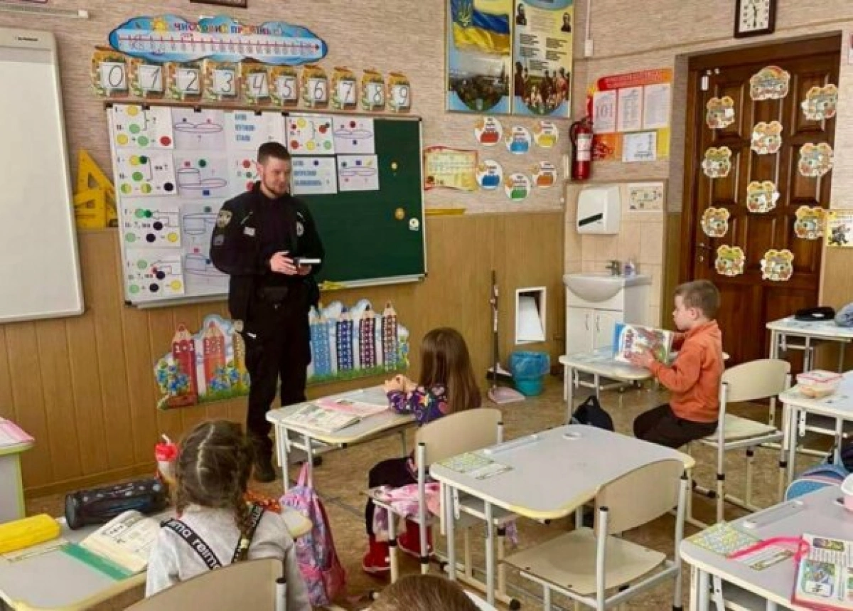 Вашу дитину вчитимуть стріляти: що змінює новий закон для школярів і студентів