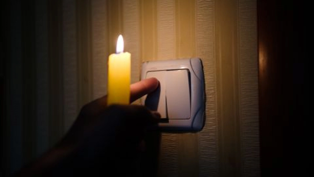 Графіки є, але лиш на години: де і як 11 квітня по Україні вимкнуть світло