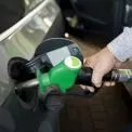 Українські АЗС готуються суттєво переписувати ціни на бензин: чого очікувати найближчими днями