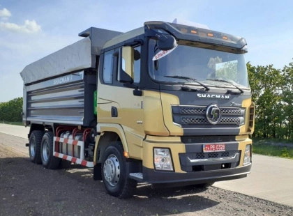 Новий самоскид SHACMAN X3000 для комунальників