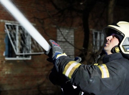 Окупанти вдарили по Черкасах: сталися пожежі, постраждали четверо людей. Фото та відео