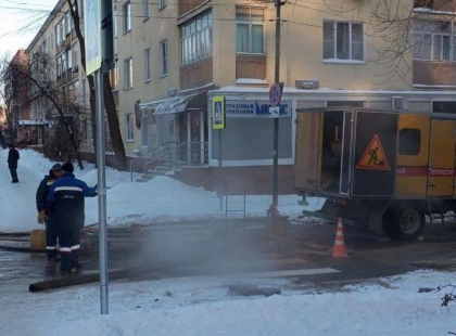 Сотні комунальних аварій у росії: люди сидять у крижаних квартирах і топлять сніг