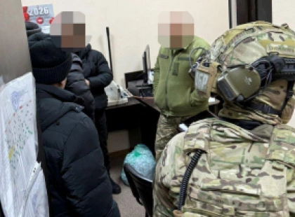 За гроші допомагали тікати зі служби: викрили схему масового дезертирства в Україні — фото й відео