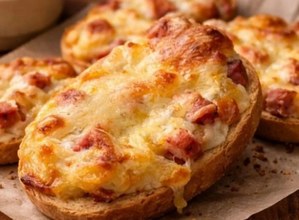 Ситні гарячі бутерброди за 2 хвилини: ідеальний рецепт для сніданку й перекусу