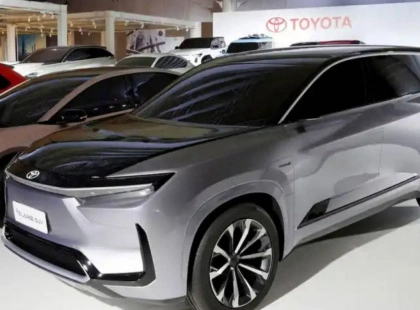 Як новий кросовер Toyota перетворять на практичну модель Subaru — перші подробиці