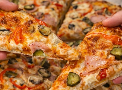 Смачна піца з тортильї за 5 хвилин: найлегший рецепт ситної страви без тіста