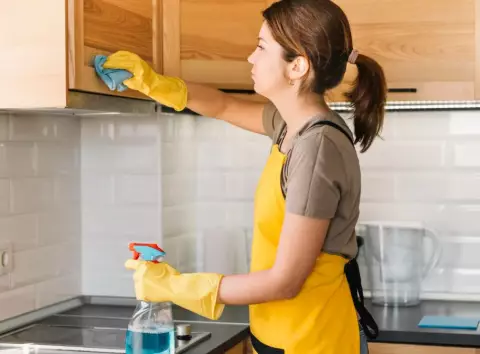 Прибирання без хімії: 10 несподіваних помічників із вашої кухні