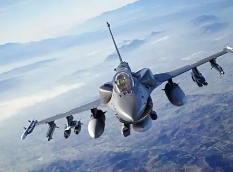 Україна отримала останні винищувачі F-16 від Нідерландів