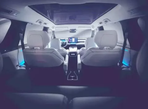 Нову практичну модель Toyota показали перед прем'єрою