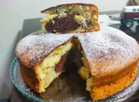 Пухкий кекс до чаю, який вийде у всіх: секрети приготування ідеального тіста