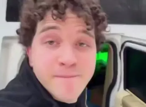 Влаштував хайп у центрі Києва під час блекаутів — поліцейські оперативно знайшли «блогера». Фото та відео