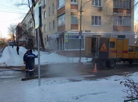 Сотні комунальних аварій у росії: люди сидять у крижаних квартирах і топлять сніг