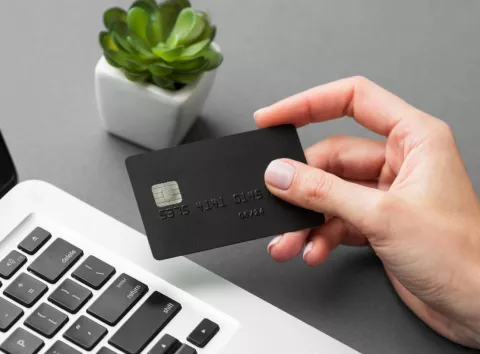 Названо банки, яким довіряють українці — де найнадійніше зберігати гроші