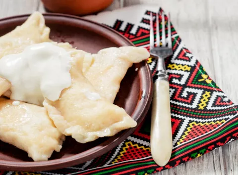 Млинці – для росії, вареники – для України: що автентичне приготувати на Масницю